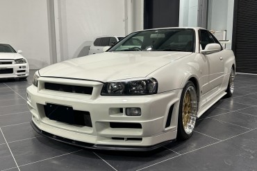 Nissan Skyline GT-R (N.8565)